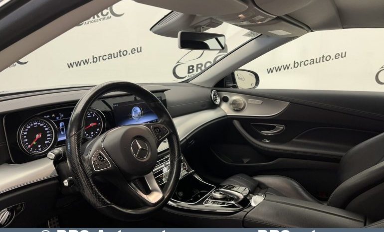 
								Mercedes-Benz E 300 2.0 Cabrio Automatas 2018 full									
