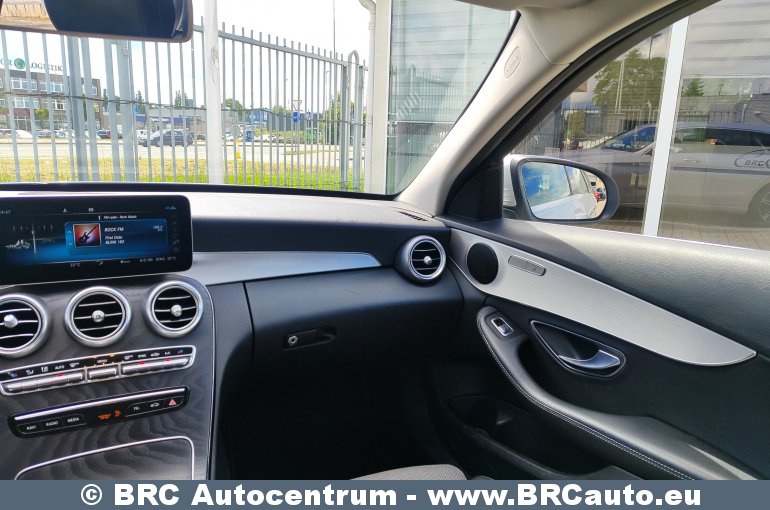 Mercedes-Benz C 180 1.6d Automatas 2019