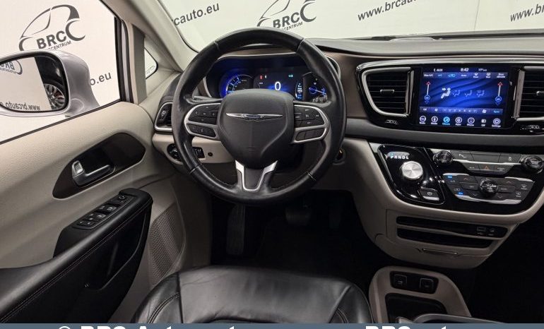
								Chrysler Pacifica 3.6 Pentastar V6 Plug-in Automatas 2018 full									