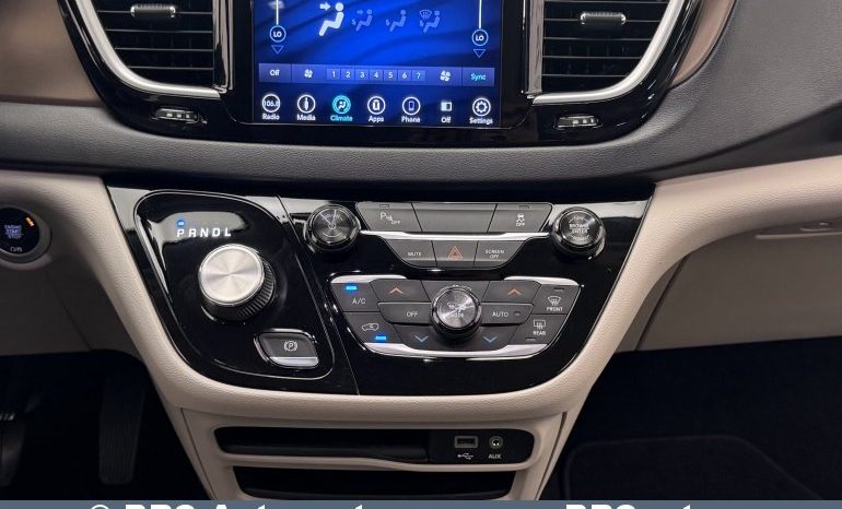 
								Chrysler Pacifica 3.6 Pentastar V6 Plug-in Automatas 2018 full									