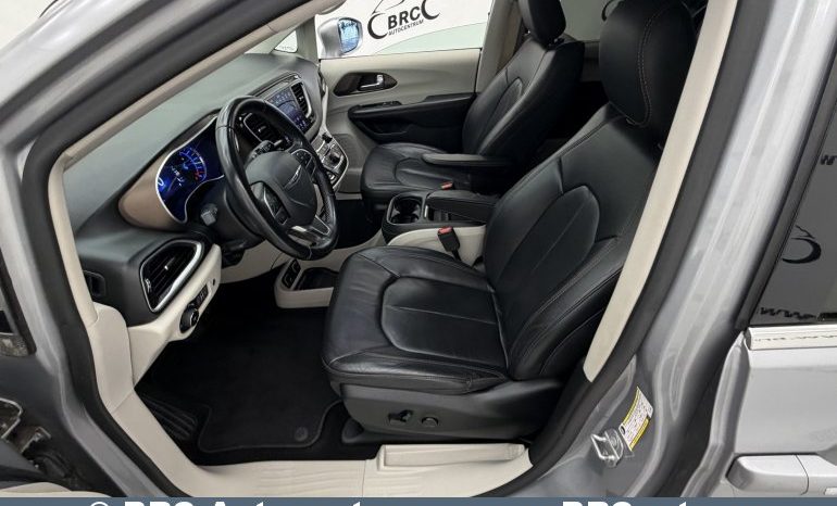 
								Chrysler Pacifica 3.6 Pentastar V6 Plug-in Automatas 2018 full									