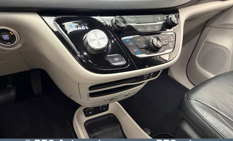 
								Chrysler Pacifica 3.6 Pentastar V6 Plug-in Automatas 2018 full									
