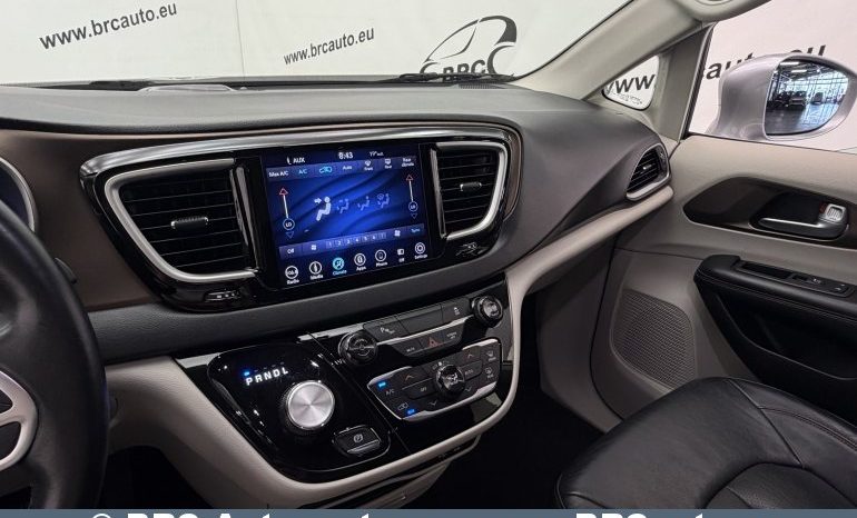 
								Chrysler Pacifica 3.6 Pentastar V6 Plug-in Automatas 2018 full									