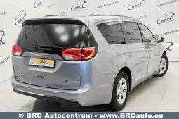 
										Chrysler Pacifica 3.6 Pentastar V6 Plug-in Automatas 2018 full									