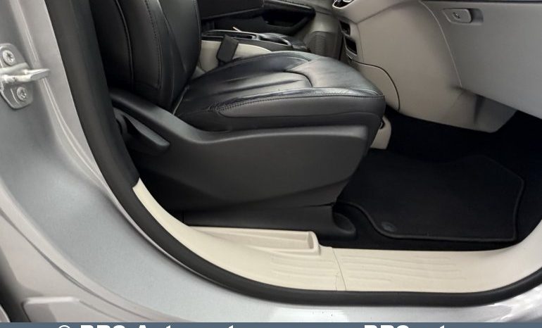 
								Chrysler Pacifica 3.6 Pentastar V6 Plug-in Automatas 2018 full									