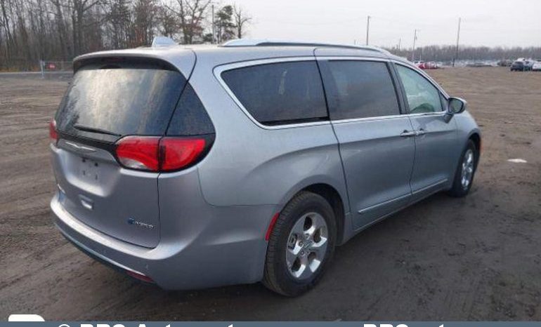
								Chrysler Pacifica 3.6 Pentastar V6 Plug-in Automatas 2018 full									