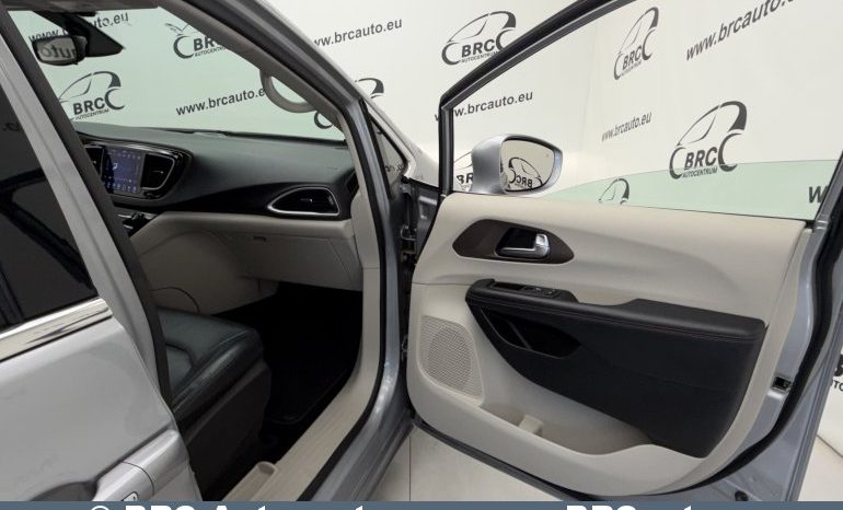 
								Chrysler Pacifica 3.6 Pentastar V6 Plug-in Automatas 2018 full									