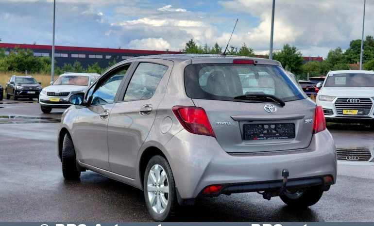 
								Toyota Yaris 1.0 VVT-i 2014 full									