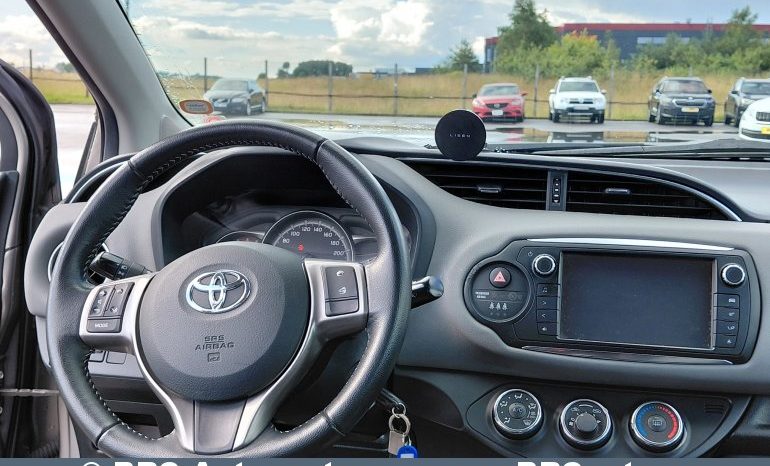 
								Toyota Yaris 1.0 VVT-i 2014 full									
