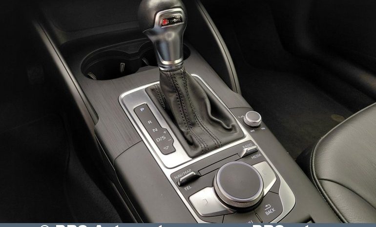 
								Audi A3 1.0TFSI Sportback 2018 full									