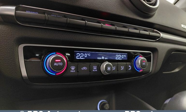 
								Audi A3 1.0TFSI Sportback 2018 full									