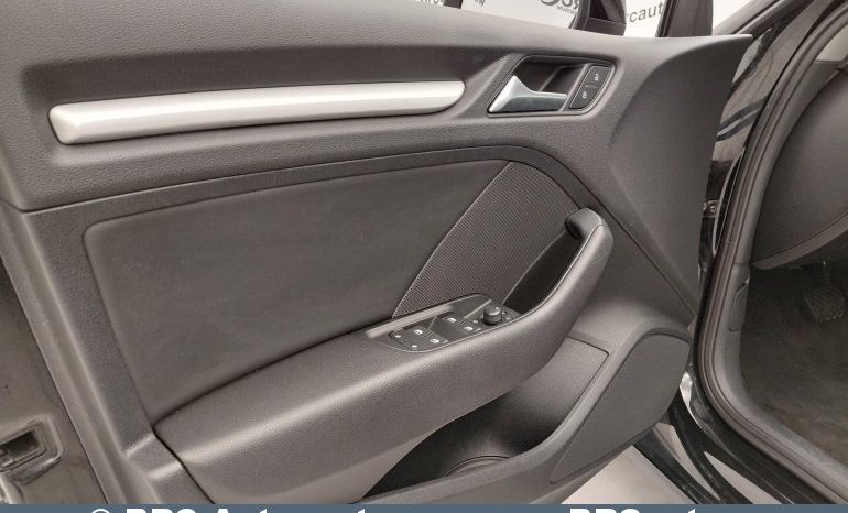 
								Audi A3 1.0TFSI Sportback 2018 full									