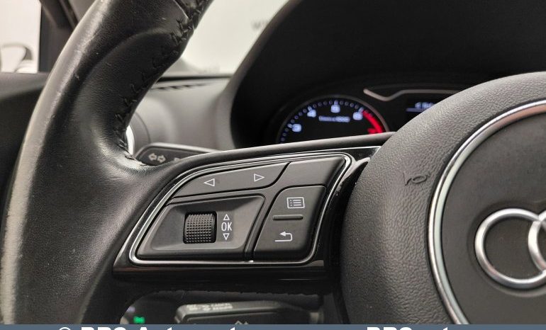 
								Audi A3 1.0TFSI Sportback 2018 full									