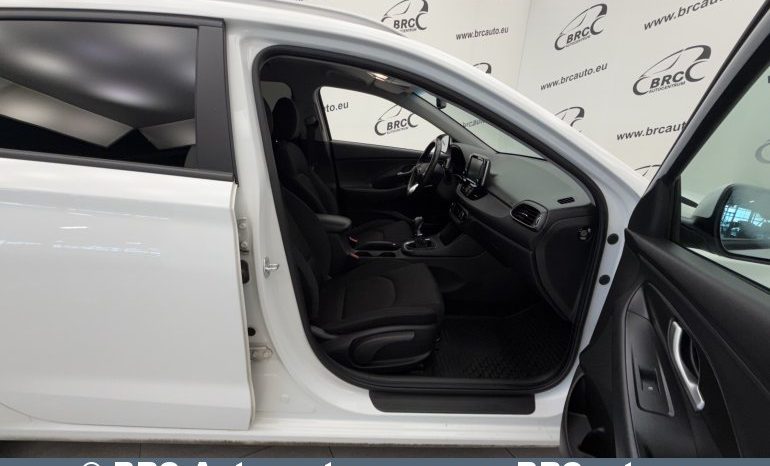 
								Hyundai i30 1.4 T-GDI 2018 full									
