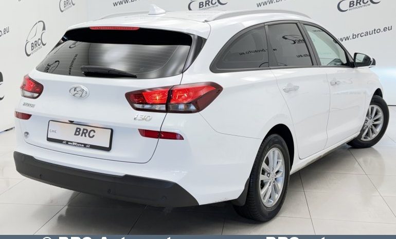 
								Hyundai i30 1.4 T-GDI 2018 full									