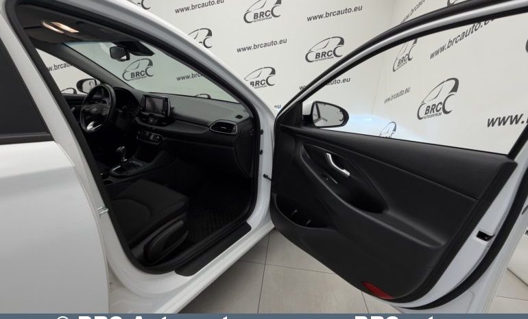 
								Hyundai i30 1.4 T-GDI 2018 full									