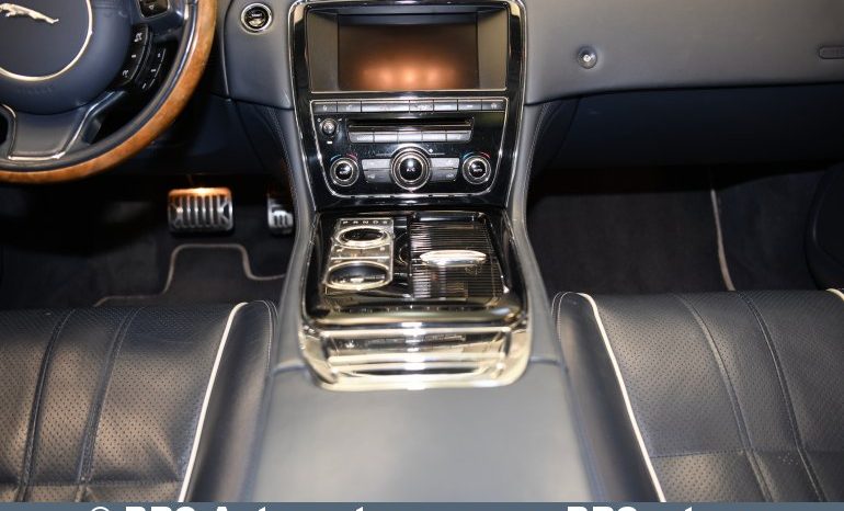 
								Jaguar XJ 3.0 V6 Automatas 2014 full									