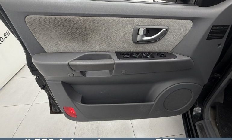 
								Hyundai Terracan 2.9CRDI 4WD 2005 full									