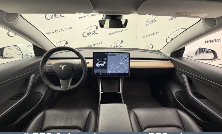 
								Tesla Model 3 Standart Plus 2020 full									
