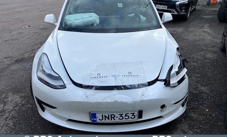 
								Tesla Model 3 Standart Plus 2020 full									