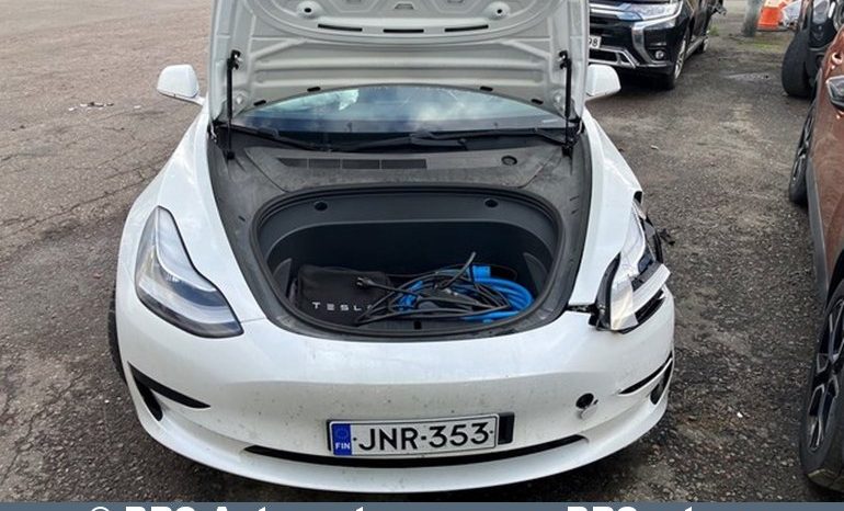 
								Tesla Model 3 Standart Plus 2020 full									