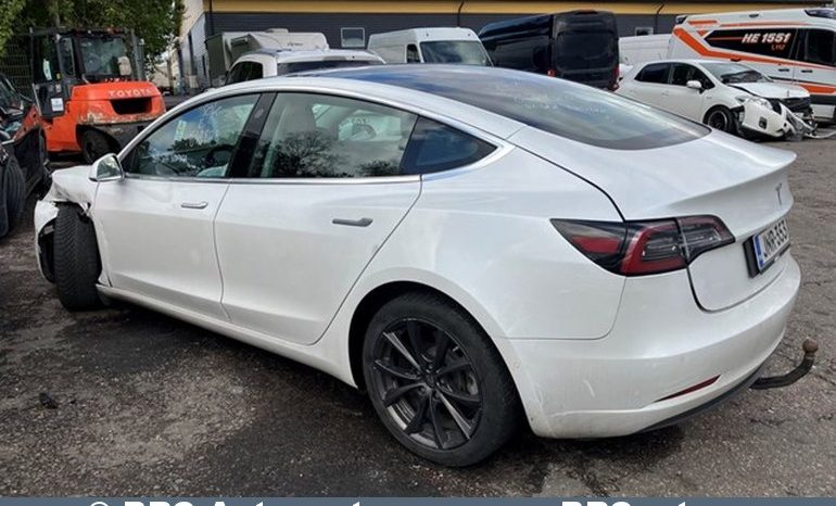 
								Tesla Model 3 Standart Plus 2020 full									