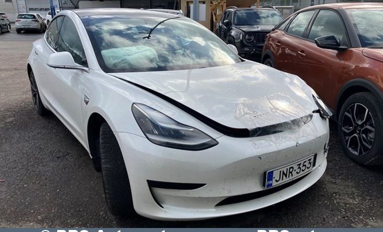 
								Tesla Model 3 Standart Plus 2020 full									
