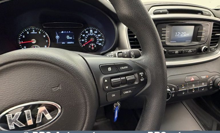 
								Kia Sorento V6 Automatas 2017 full									