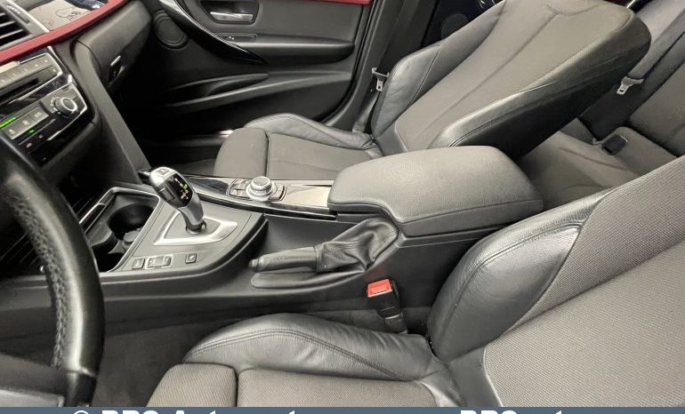 
								BMW 318 d Automatas 2015 full									