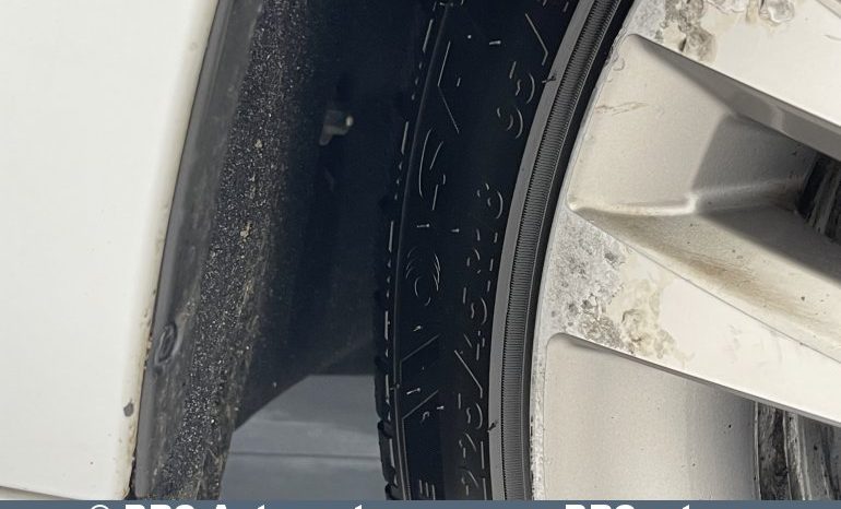 
								BMW 318 d Automatas 2015 full									
