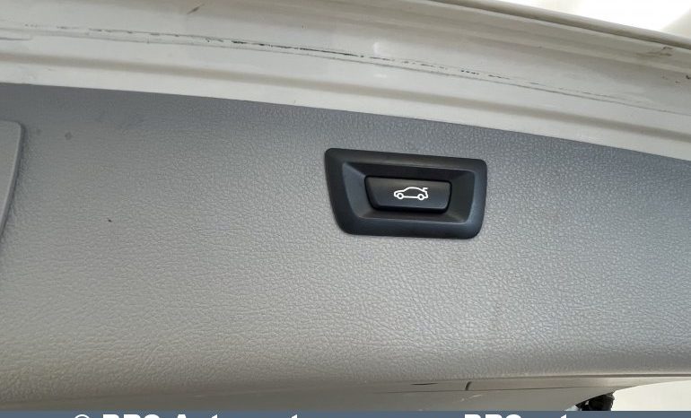 
								BMW 318 d Automatas 2015 full									