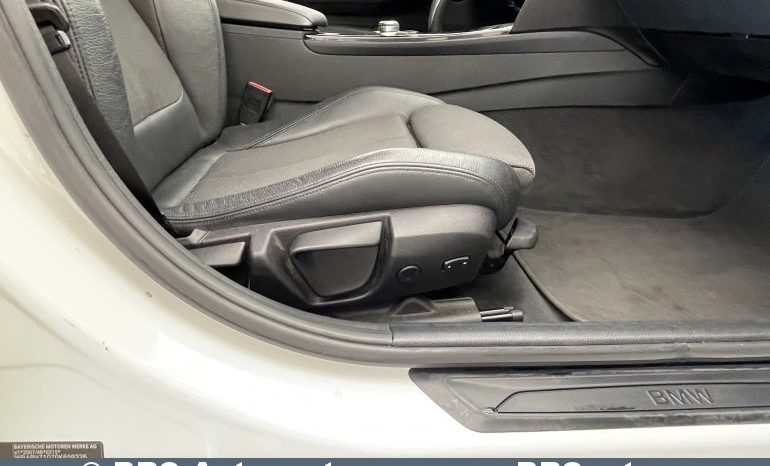 
								BMW 318 d Automatas 2015 full									