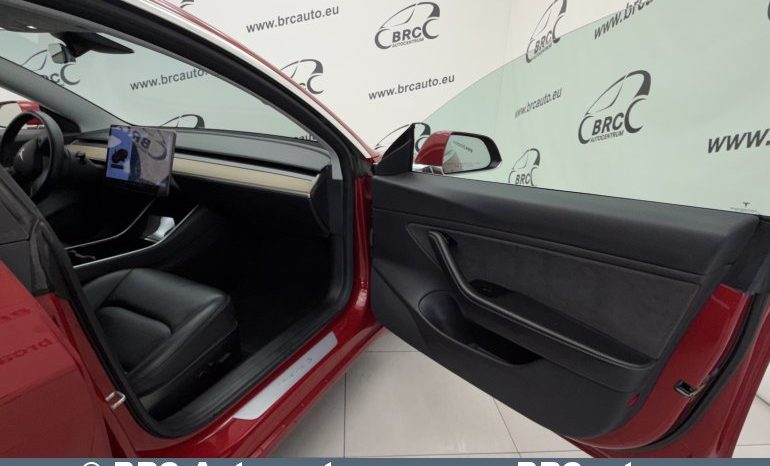 
								Tesla Model 3 Long Range Automatas 2018 full									