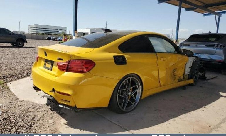 
								BMW M4 Automatas 2017 full									