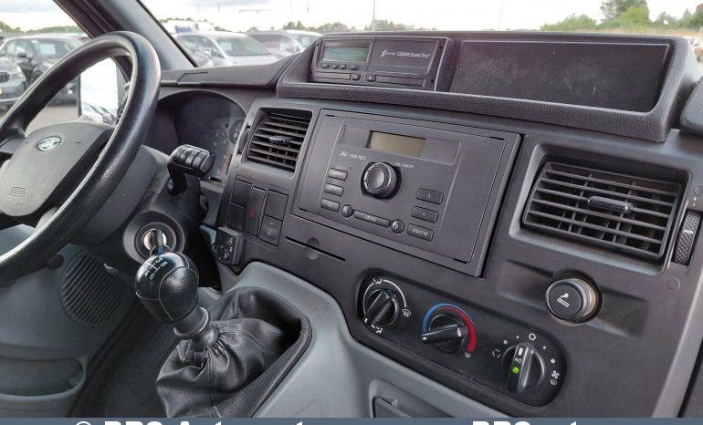 
								Ford Transit 2.4 TDCi 2007 full									
