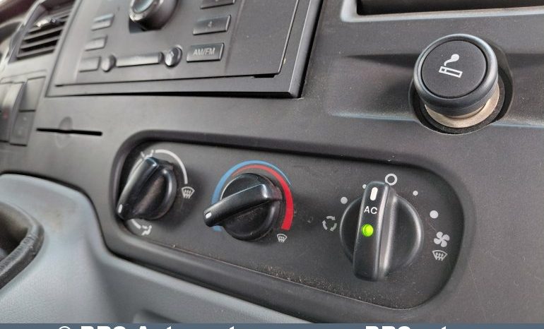 
								Ford Transit 2.4 TDCi 2007 full									