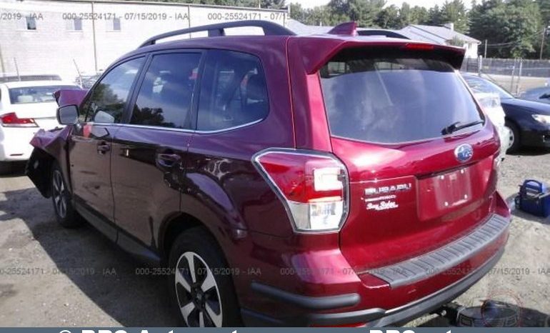 
								Subaru Forester 2.5 PZEV AWD Limited Automatas 2017 full									