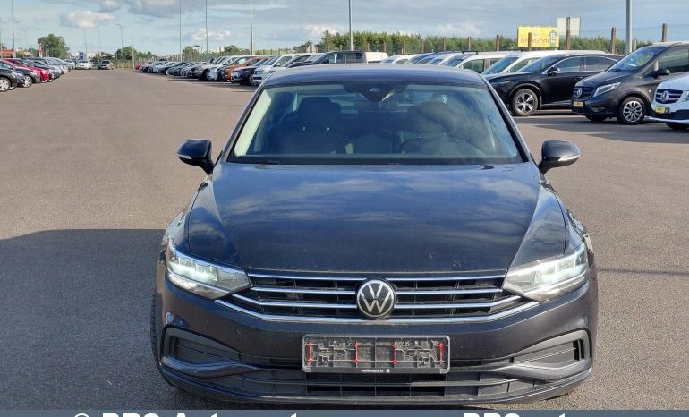
								Volkswagen Passat 1.5 TSI Automatas 2020 full									