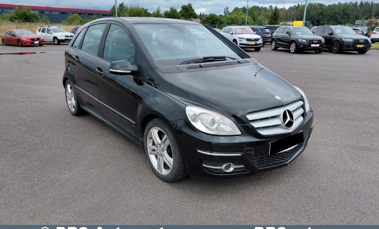 
								Mercedes-Benz B 180 2.0CDI Automatas 2011 full									