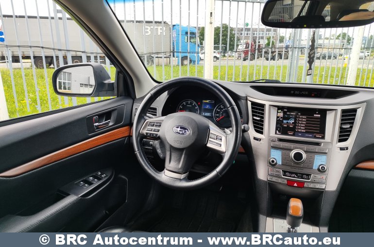 Subaru Outback 3.6R AWD Symetrical Automatas 2014