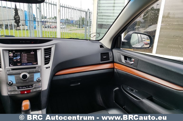 Subaru Outback 3.6R AWD Symetrical Automatas 2014
