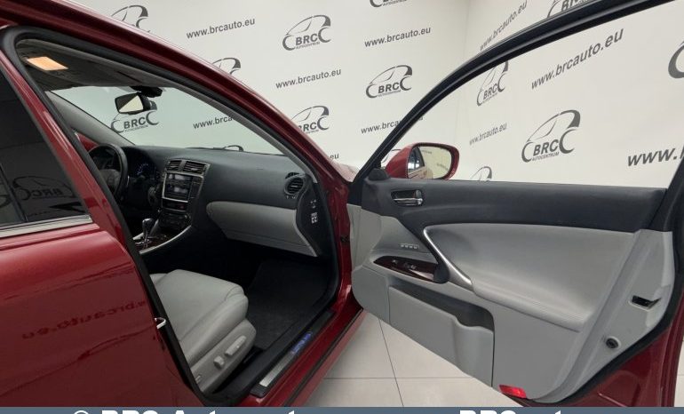 
								Lexus IS 250 2.5 VVT-i Sedan RWD Automatas 2006 full									