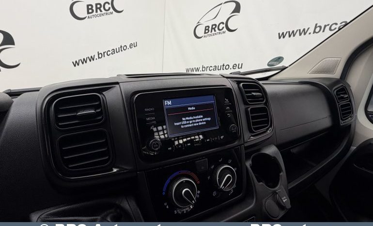 
								Citroen Jumper 2.2 BlueHdi 140 2025 full									
