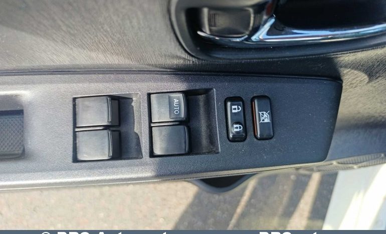 
								Toyota Yaris 1.5 Hybrid ECVT Lounge Automatas 2013 full									