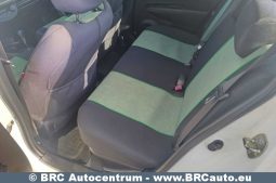 
										Toyota Yaris 1.5 Hybrid ECVT Lounge Automatas 2013 full									