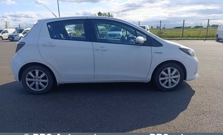 
								Toyota Yaris 1.5 Hybrid ECVT Lounge Automatas 2013 full									