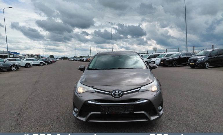 
								Toyota Avensis 1.8 Automatas 2018 full									
