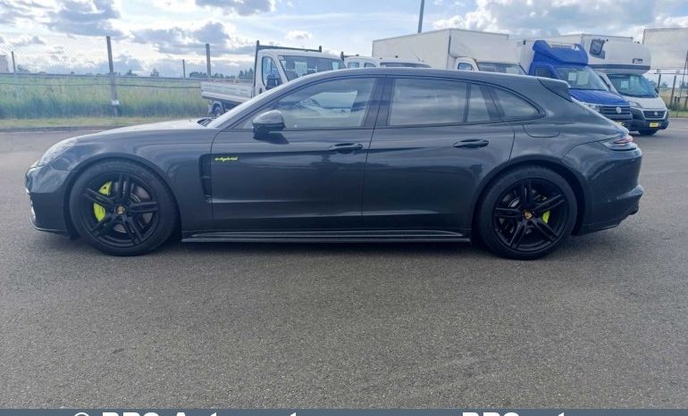 
								Porsche Panamera 4 E-Hybrid Plug-In Sport Turismo 2017 full									