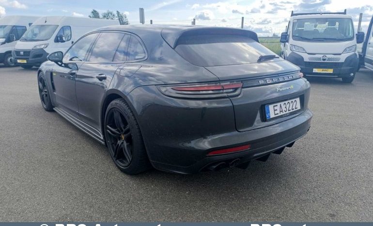 
								Porsche Panamera 4 E-Hybrid Plug-In Sport Turismo 2017 full									