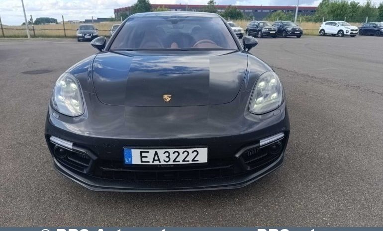 
								Porsche Panamera 4 E-Hybrid Plug-In Sport Turismo 2017 full									